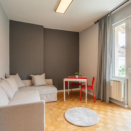 Downtown Apartment Eymi София Екстериор снимка