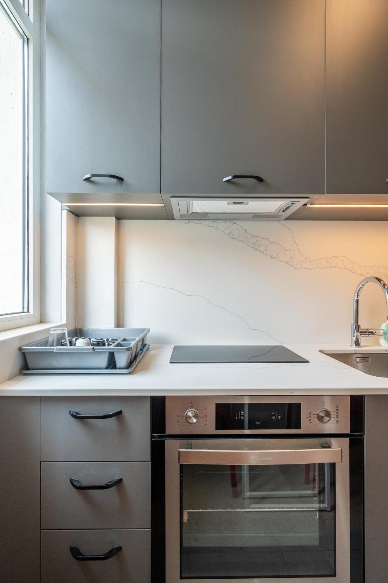 Downtown Apartment Eymi София Екстериор снимка
