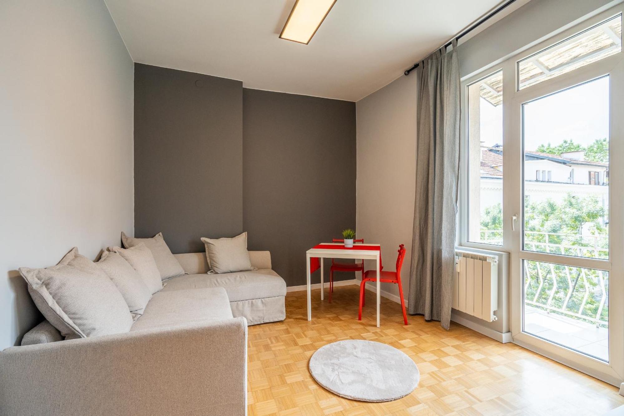 Downtown Apartment Eymi София Екстериор снимка
